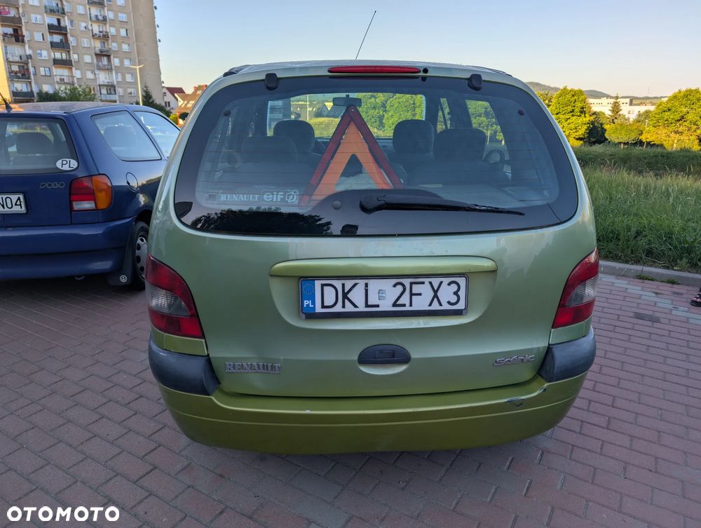 Renault Scenic 1.9 dCi EXpression - 4