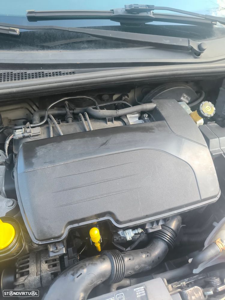 Renault Clio 1.2 16V Dynamique - 35