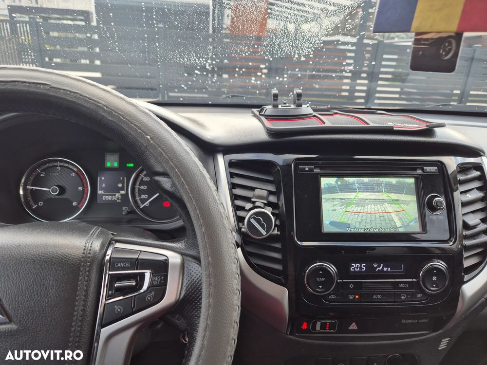 Mitsubishi L200 Double Cab 2.4 DI-D AS7G MIVEC IC Instyle - 26