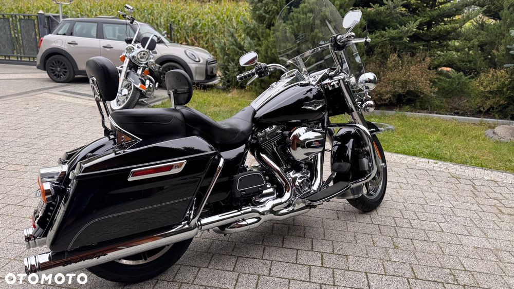 Harley-Davidson Touring Road King - 15