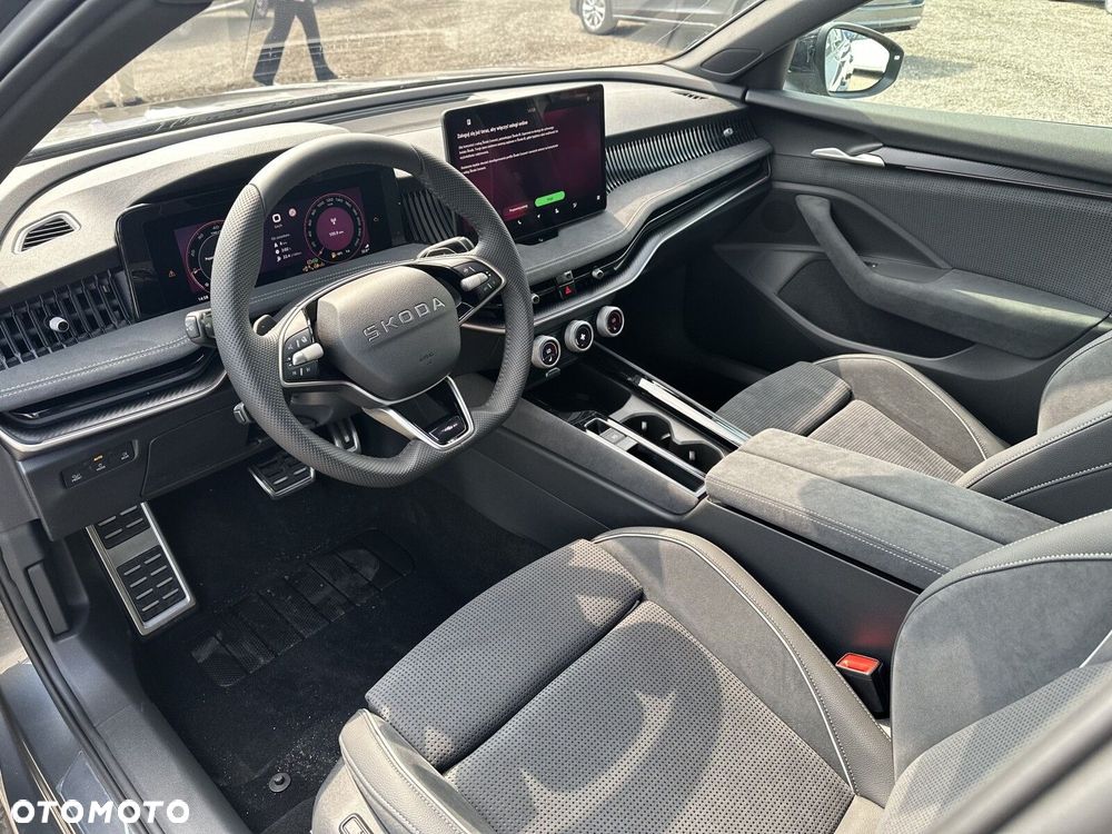 Skoda Superb 2.0 TDI SCR 4x4 Sportline DSG - 10