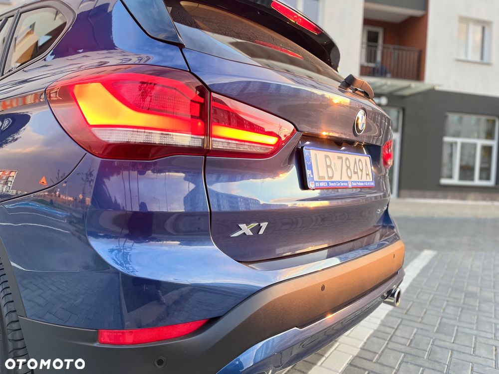 BMW X1 sDrive18d Business Edition - 6
