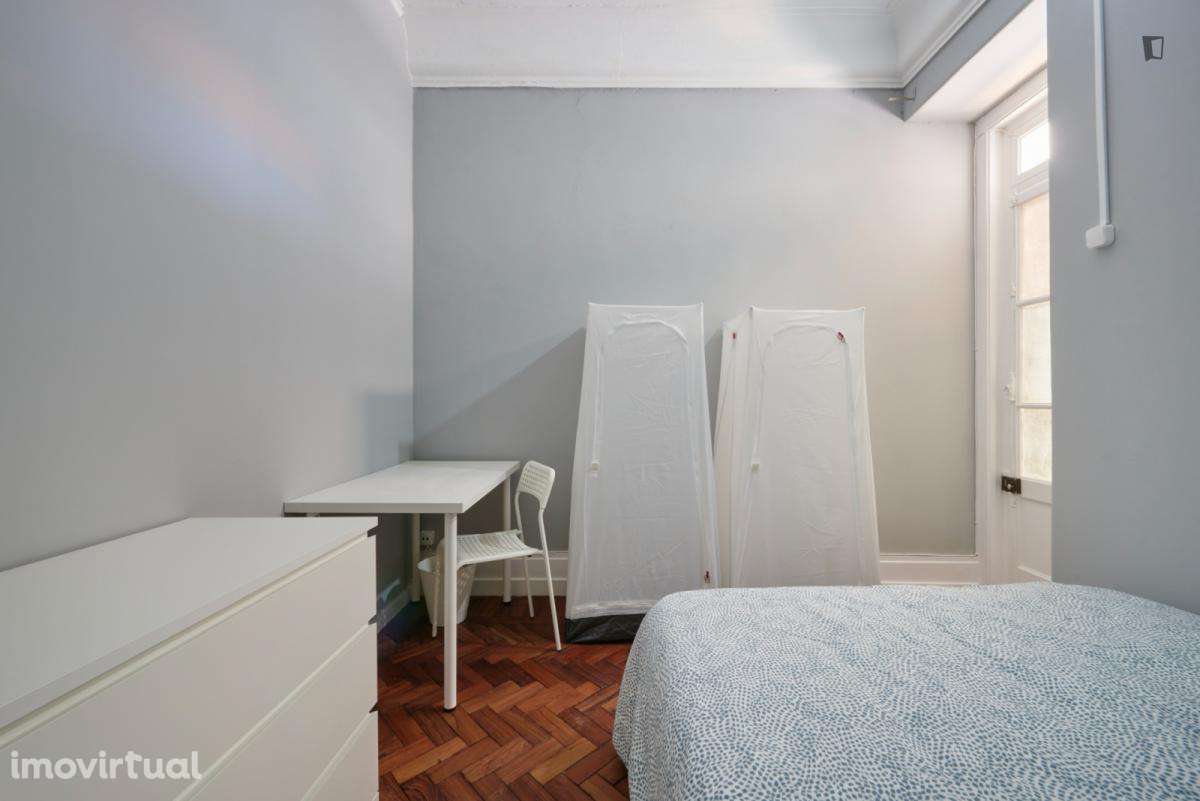 Quarto - localizado em Saldanha Lisbon - Grande imagem: 5/15