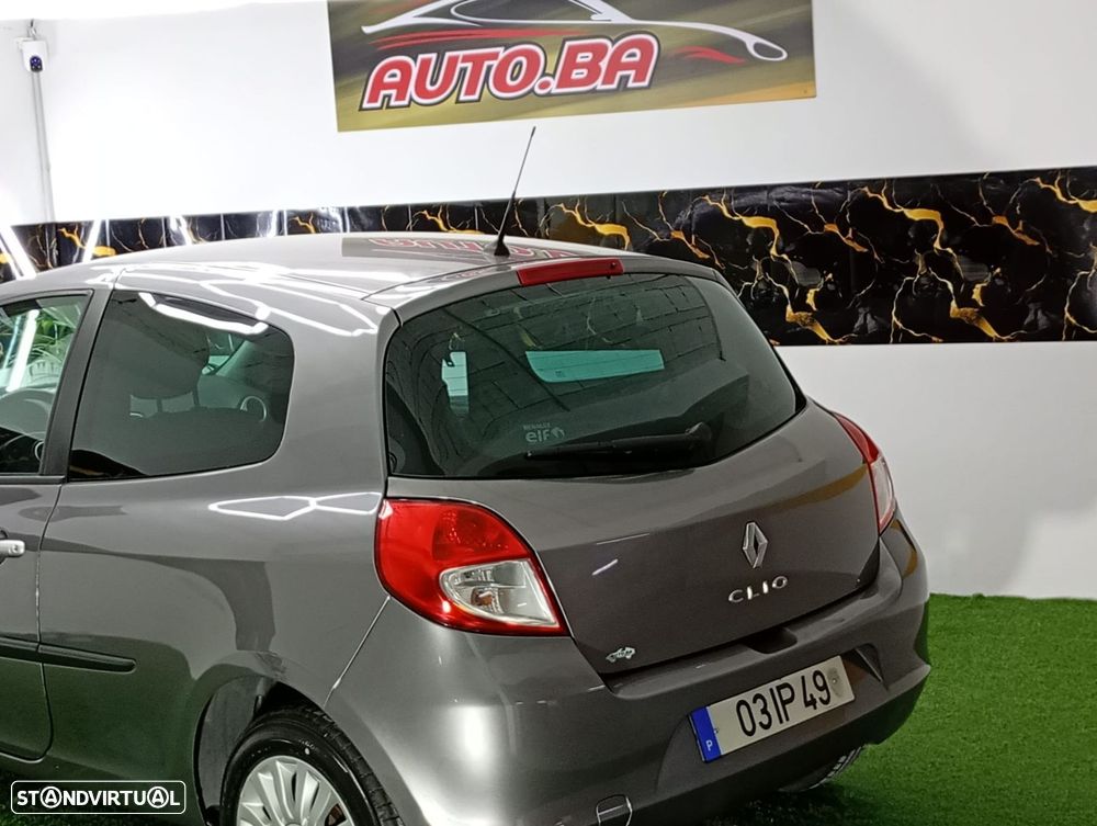 Renault Clio 1.2 16V Dynamique - 29