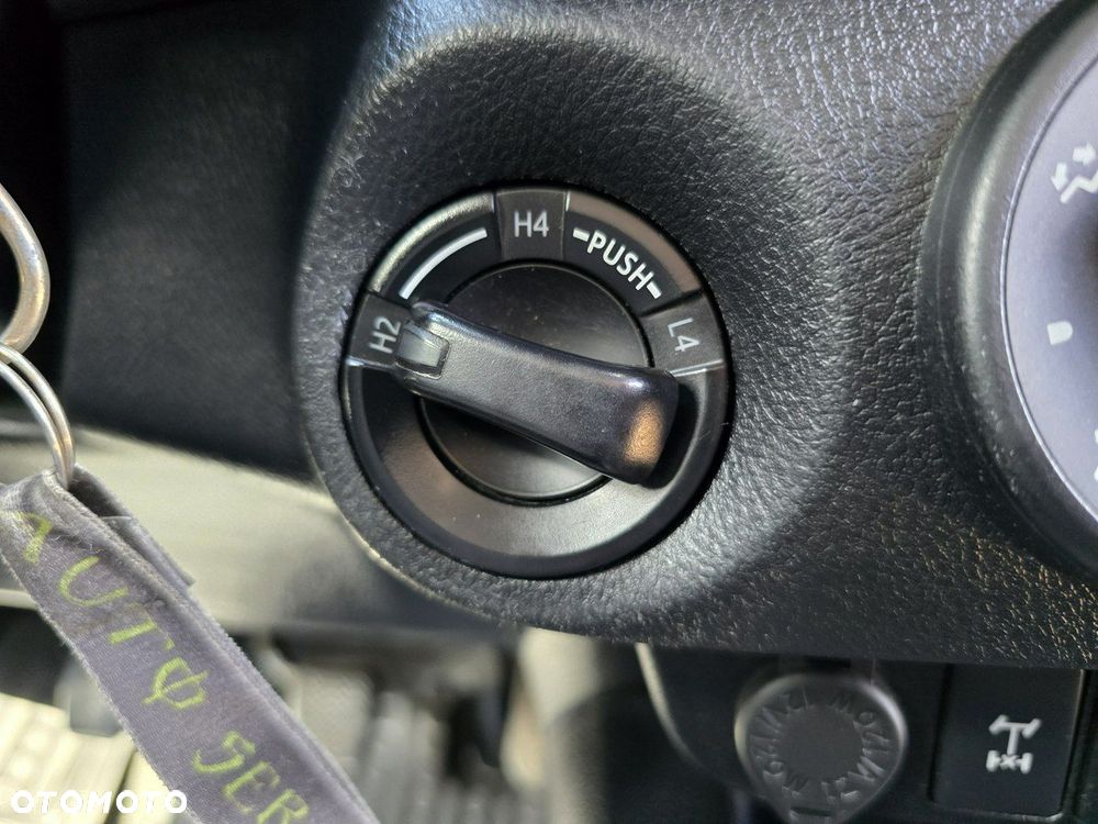 Toyota Hilux 2.4 D-4D Double Cab DL 4x4 - 19
