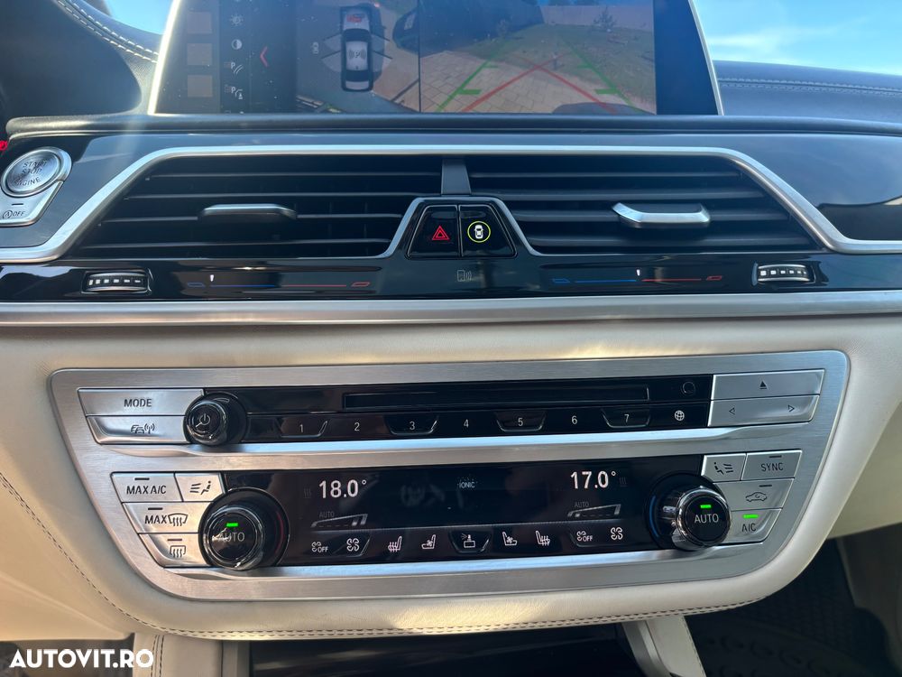 BMW Seria 7 750Li xDrive - 21