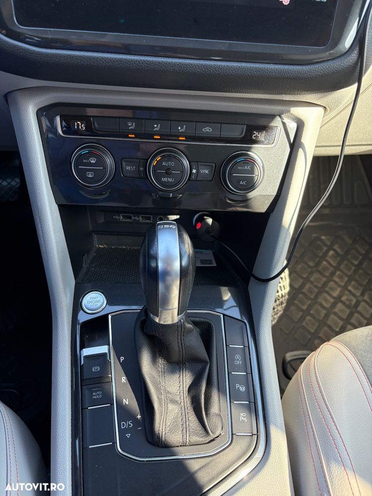 Volkswagen Tiguan - 21