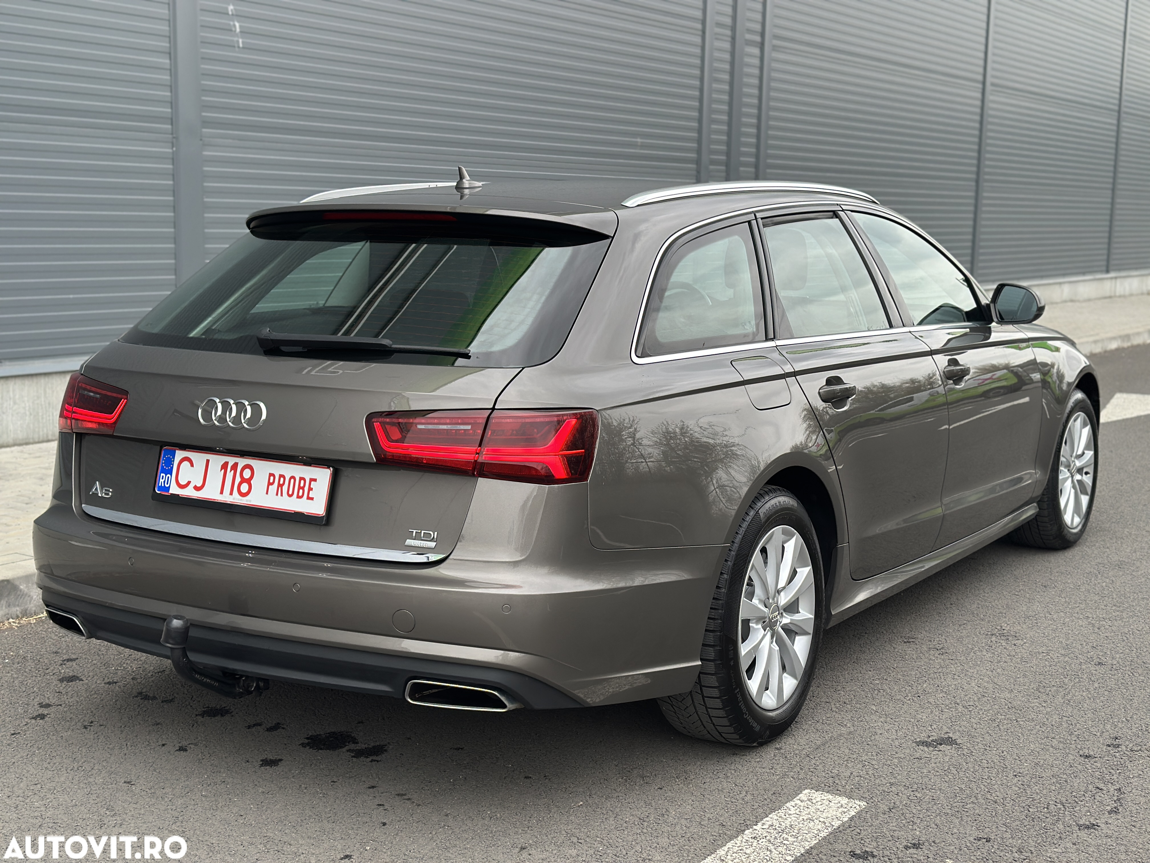 Audi A6 Avant 2.0 TDI Ultra S tronic - 5