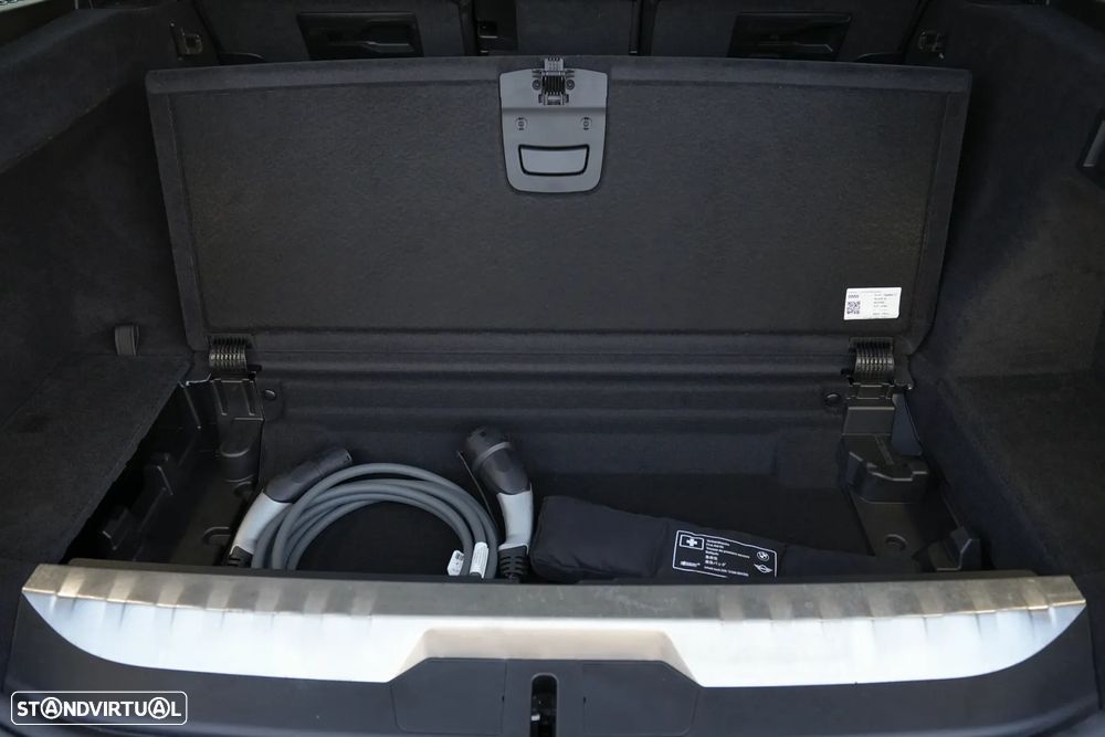 BMW 320 e Aut. Sport Line - 17