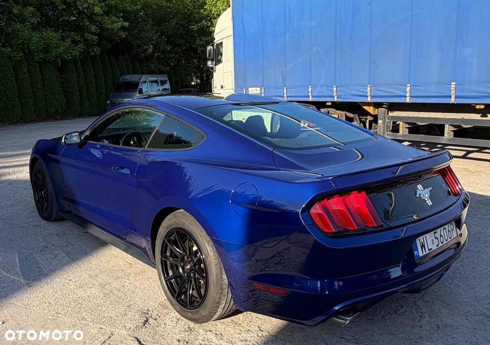 Ford Mustang 3.7 V6 - 6