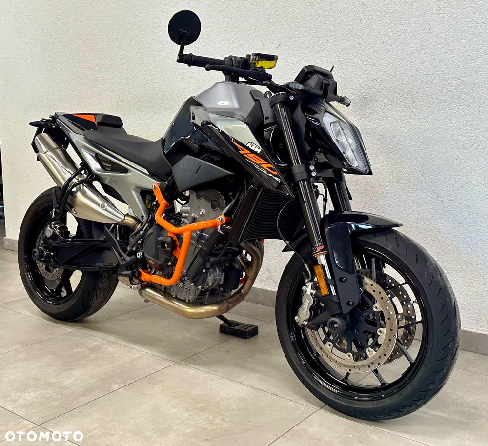 KTM Duke - 5