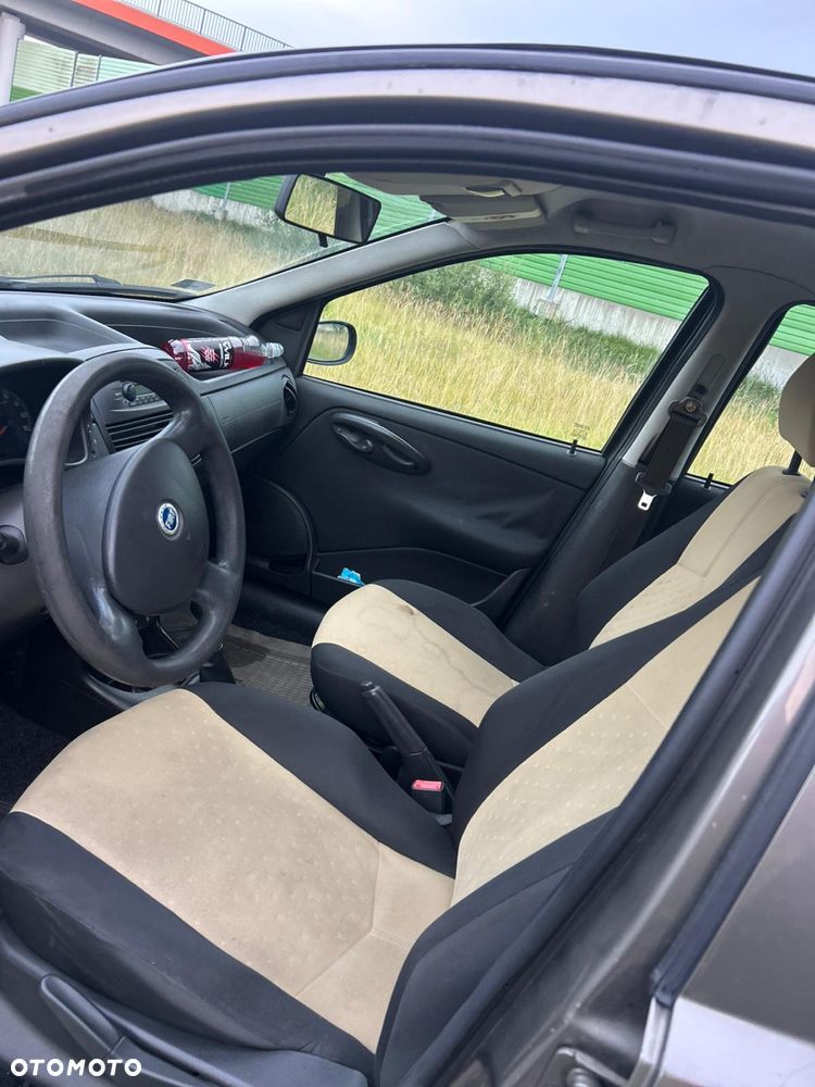 Fiat Punto - 5