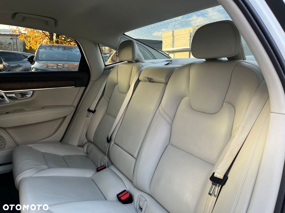 Volvo S90 B5 D AWD Inscription - 39