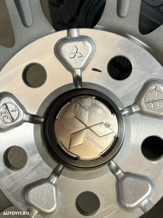 vând set jante originale noi Mitsubishi pe 16” cu anvelope noi - 9