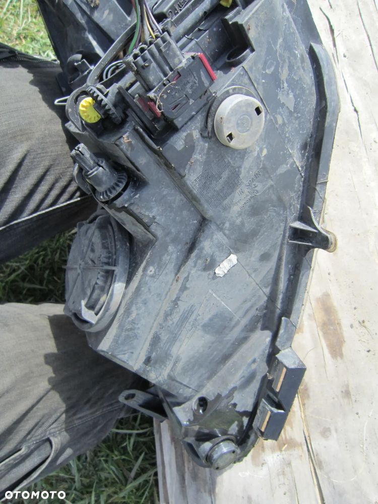 Lampa przód przednia prawa Opel Corsa D 13186384 Anglik - 8