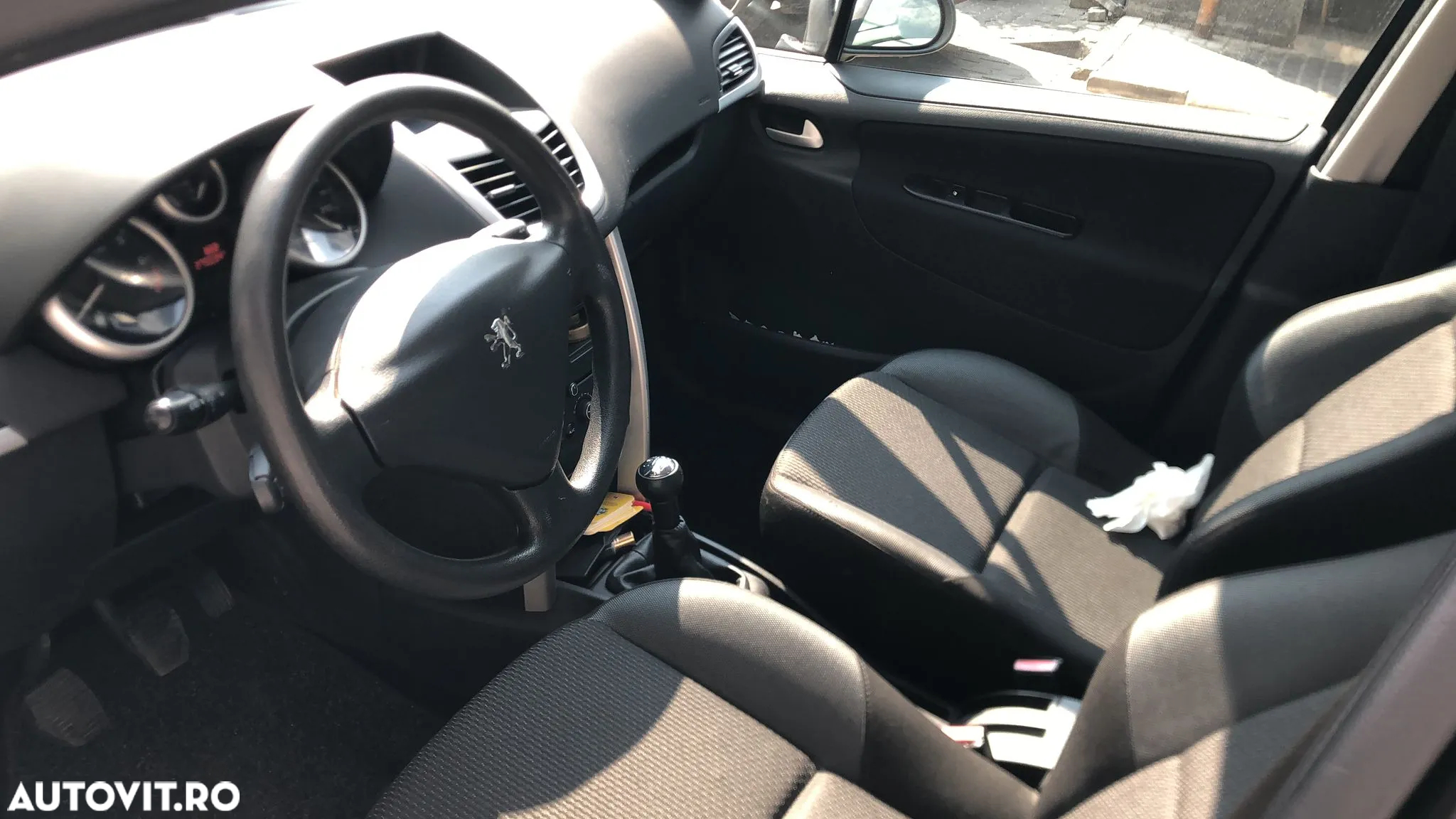 Peugeot 207 1.4 E Active - 9