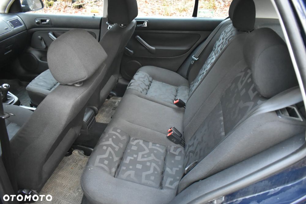 Volkswagen Golf 1.6 Basis - 8