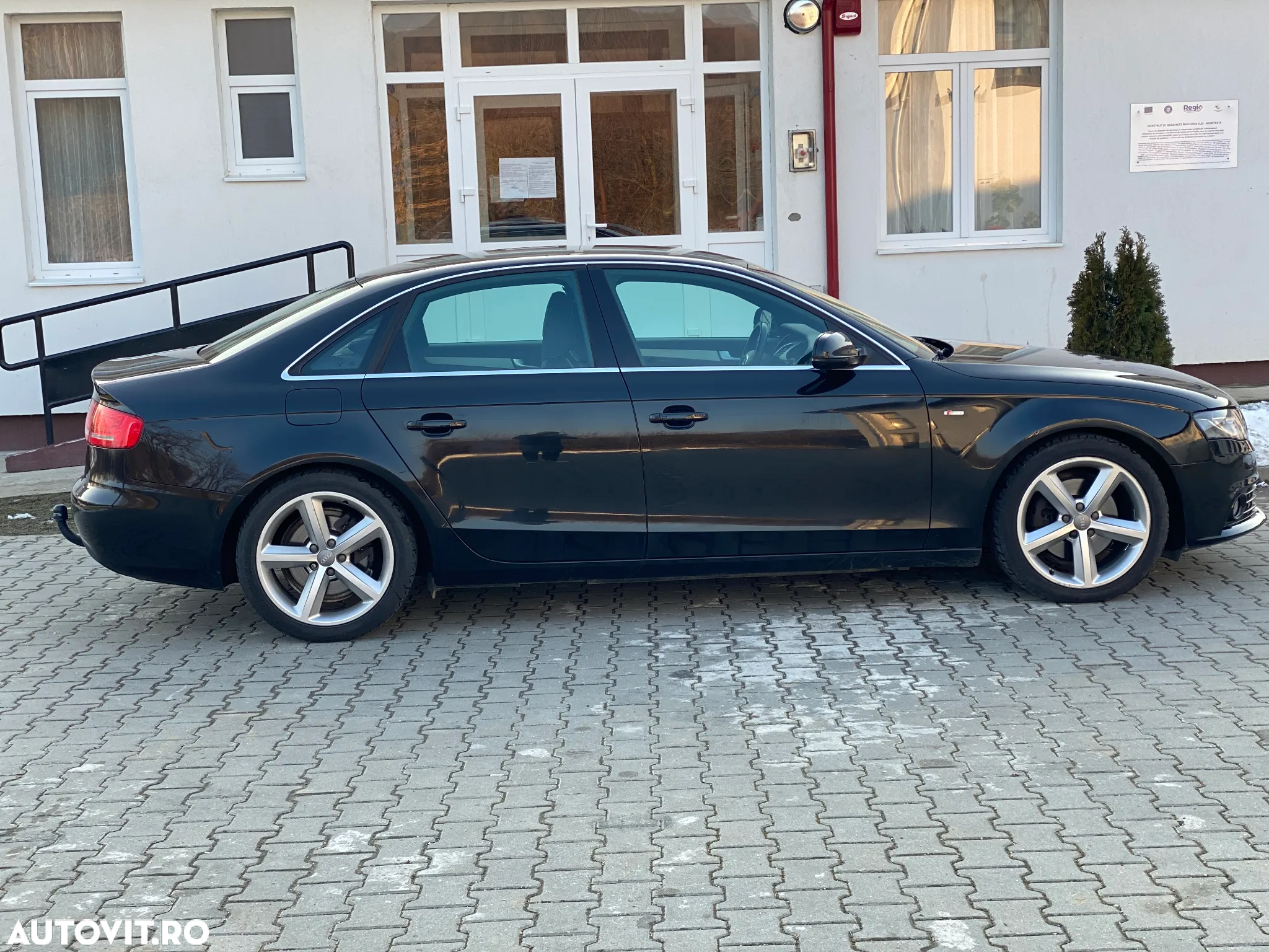Audi A4 2.0 TDI DPF S line Sportpaket - 5