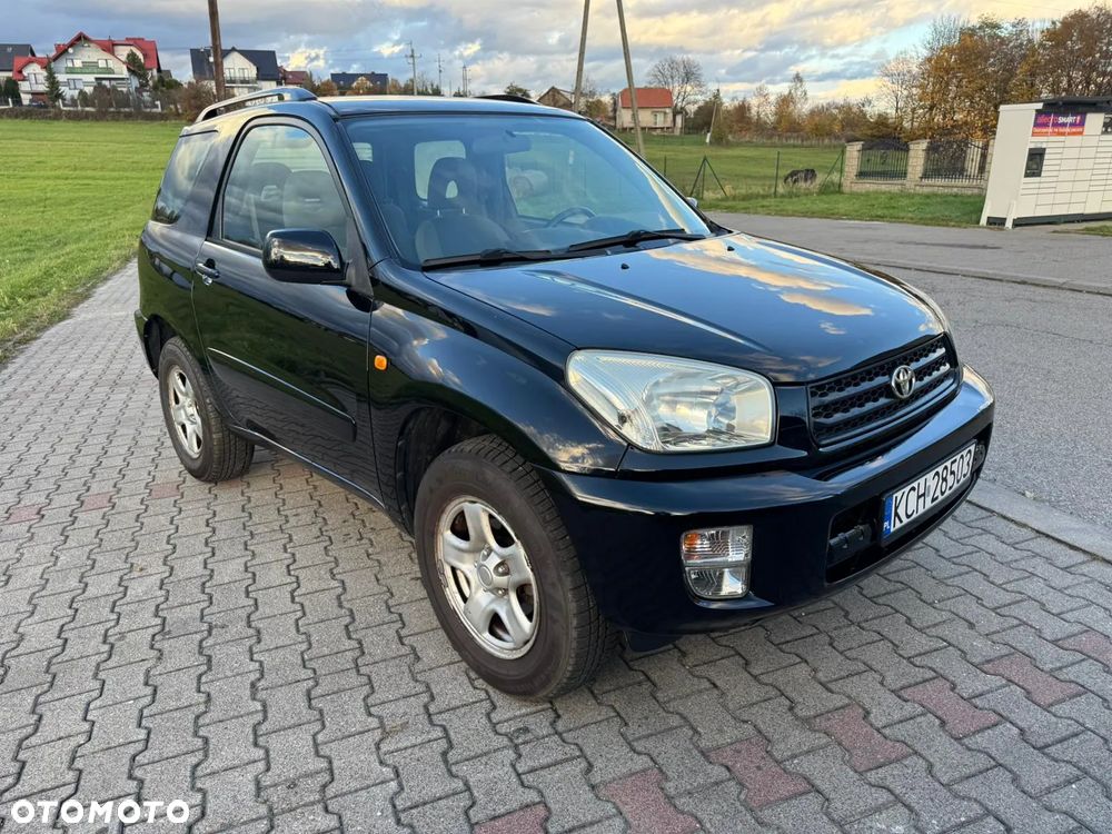 Toyota RAV4 1.8 VVT-i Luna 2WD - 1