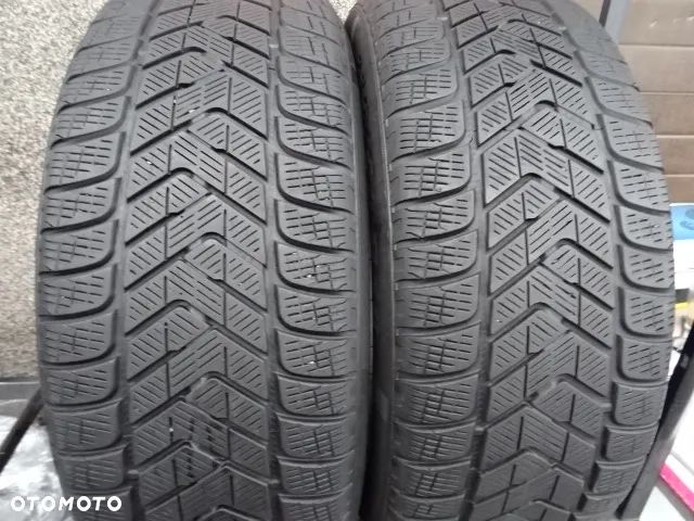 235/50/R18 101V Pirelli Winter Scorpion - 1