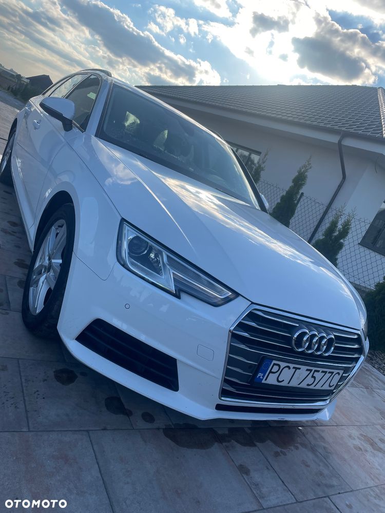 Audi A4 - 1