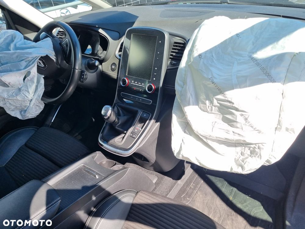 Renault Scenic - 4