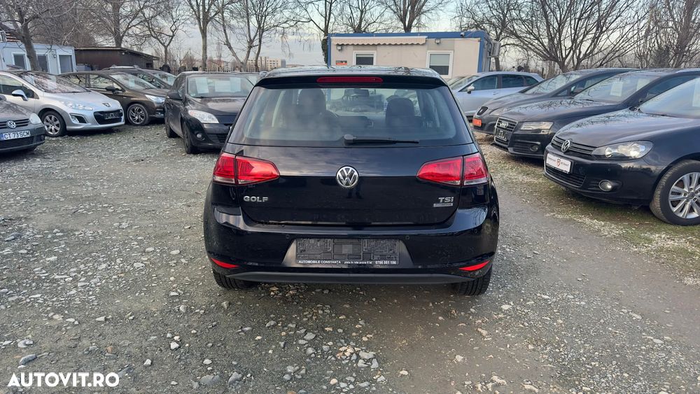Volkswagen Golf - 9