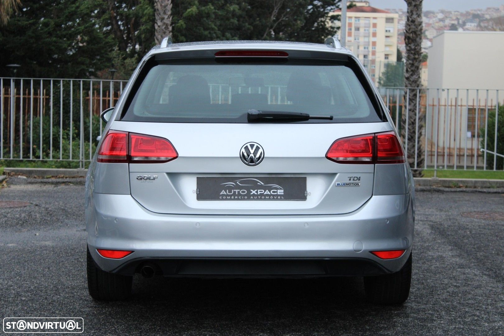 VW Golf Variant 1.6 TDi BlueMotion Confortline - 8