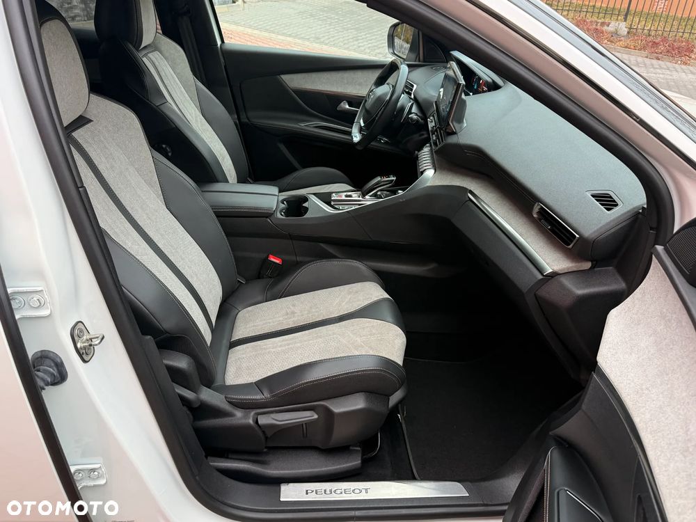 Peugeot 3008 1.6 PureTech Hybrid PHEV GT S&S EAT8 - 22