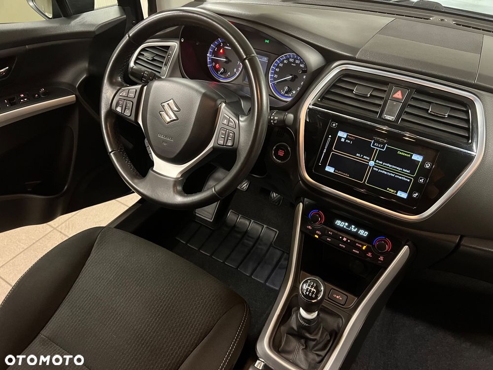 Suzuki SX4 S-Cross 1.4 SHVS Premium - 27