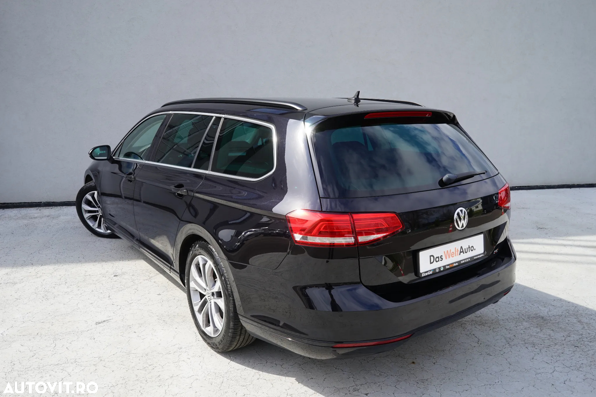 Volkswagen Passat Variant 2.0 TDI DSG Comfortline - 4