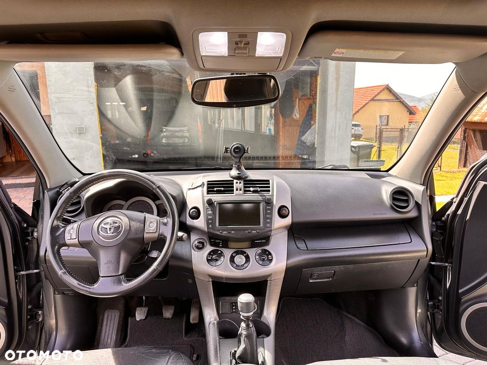 Toyota RAV4 2.2 D-4D X - 7