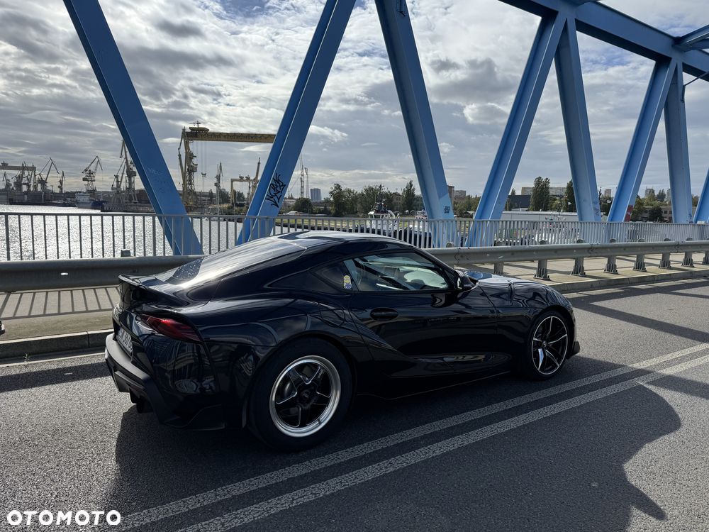 Toyota Supra 3.0 Turbo - 9