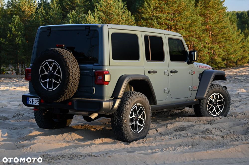 Jeep Wrangler - 11
