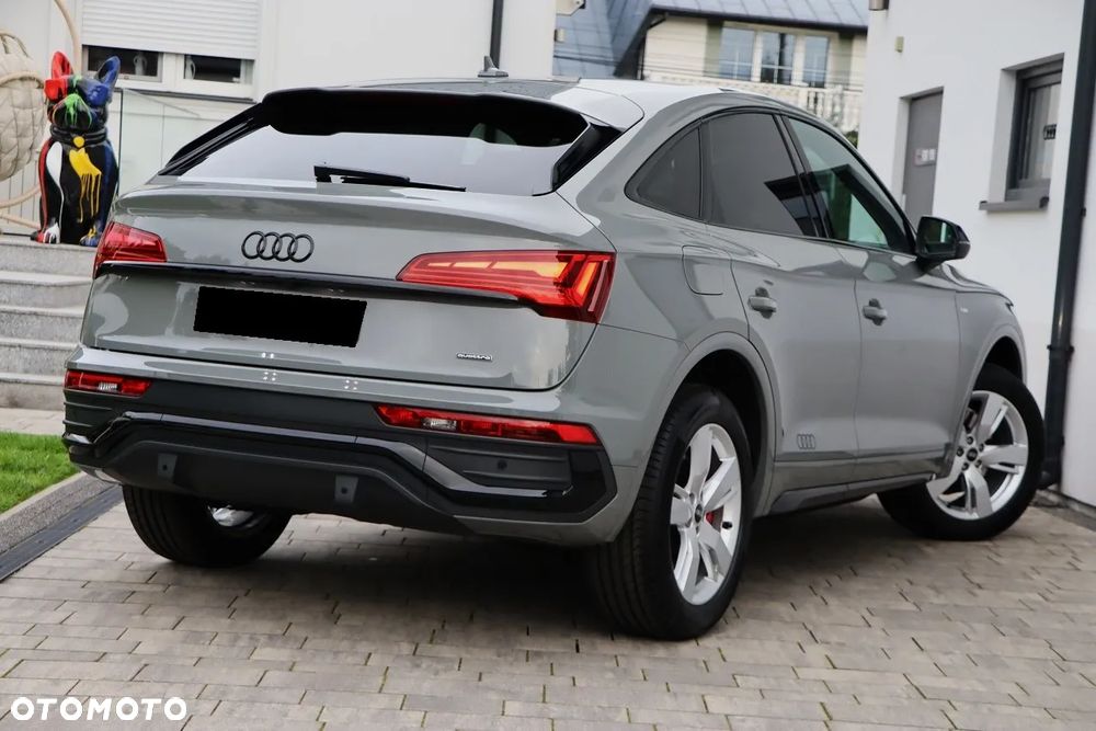 Audi Q5 Sportback - 10
