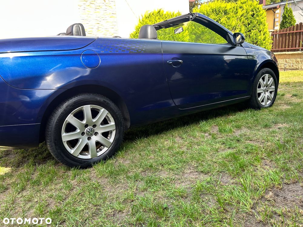 Volkswagen Eos 2.0 TDI DPF BlueMotion Technology - 8