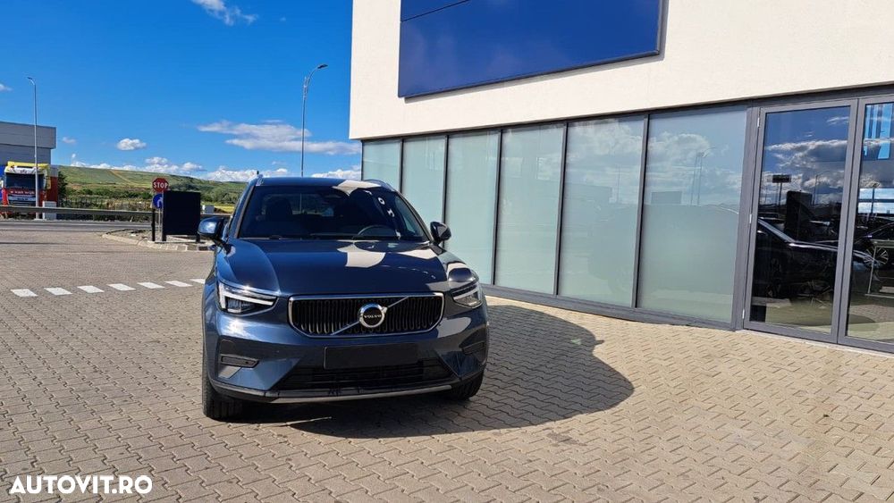 Volvo XC 40 B3 AT FWD MHEV Core - 2