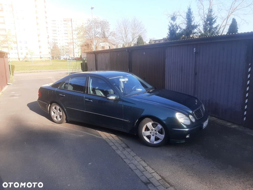 Mercedes-Benz Klasa E - 8