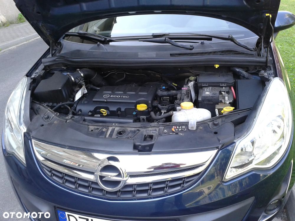 Opel Corsa 1.4 16V Satellite - 14