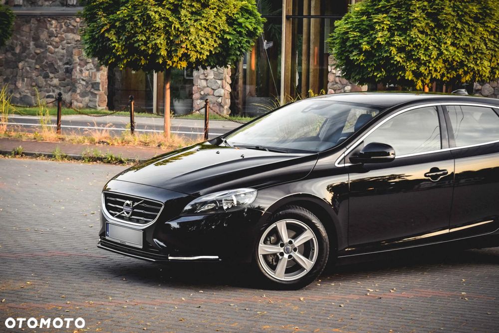 Volvo V40 D2 Momentum - 9