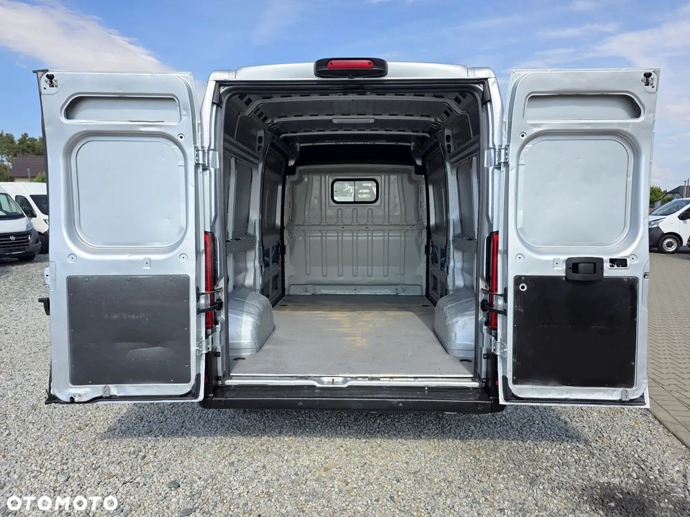 Peugeot BOXER 2,0 HDI 130 KONNY ŚREDNIAK WYSOKI L2H2 KLIMA WEBASTO 2 X BOCZNE DRZWI GWARANCJA LEDY - 29