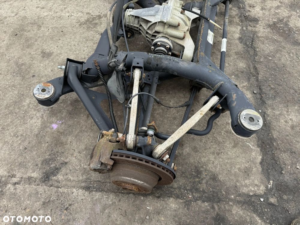 Tylne zawieszenie kompletne VW TOUAREG 7L - 2