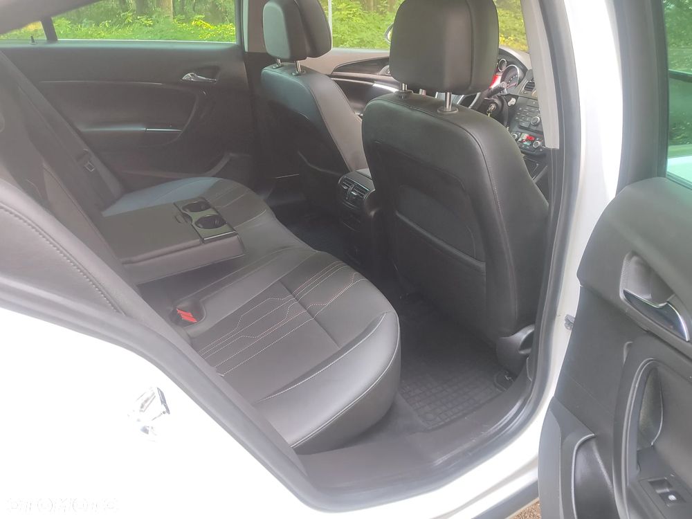 Opel Insignia 1.6 Turbo 150 Jahre - 12