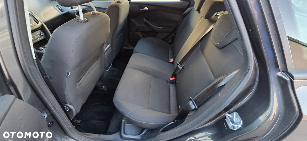 Ford Focus 1.0 EcoBoost Titanium - 22