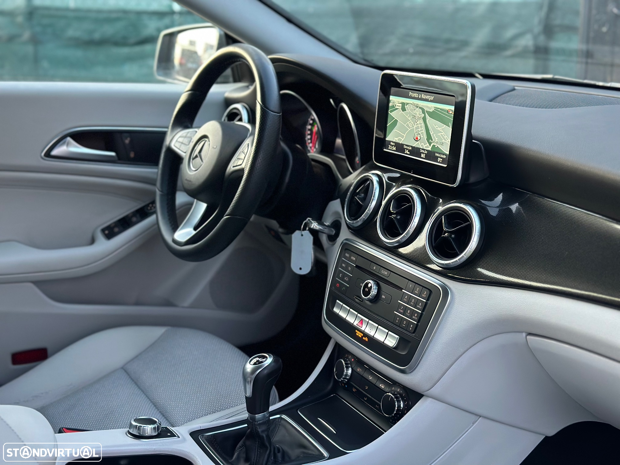 Mercedes-Benz CLA 180 d Shooting Brake - 7