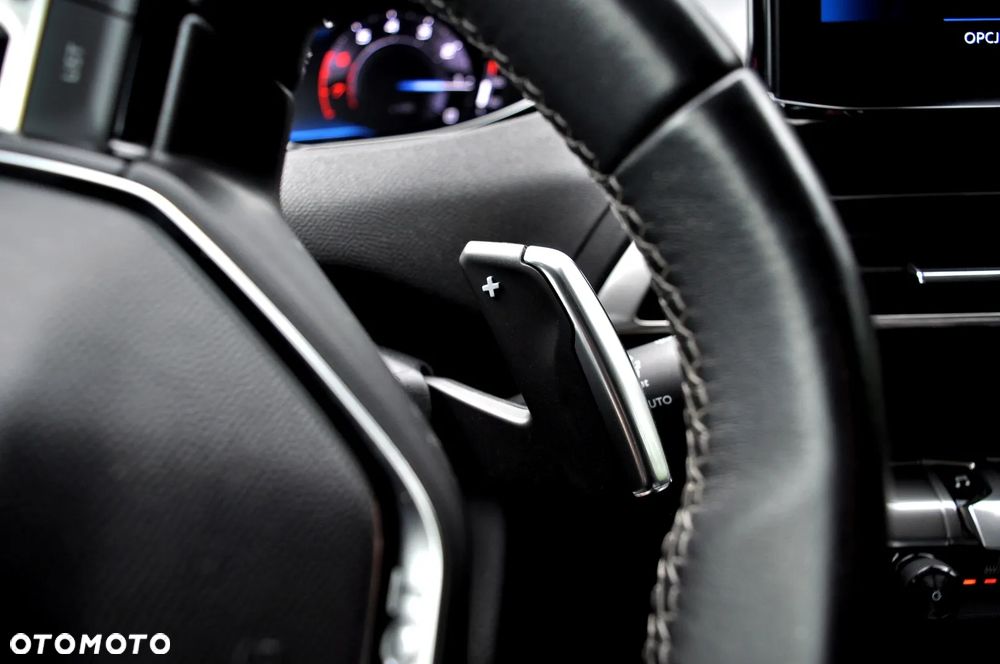 Peugeot 3008 1.2 PureTech Allure S&S EAT8 - 35