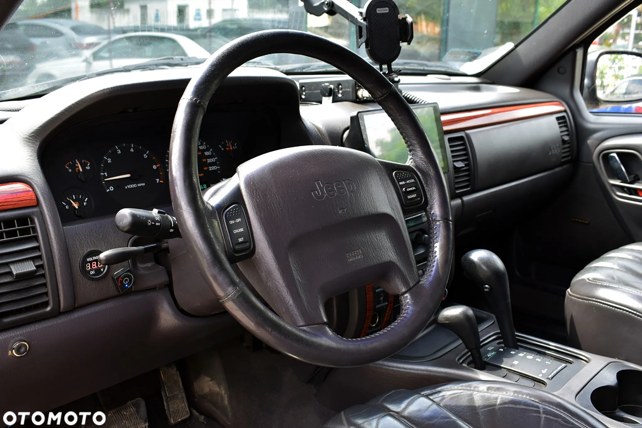 Jeep Grand Cherokee 4.7 Overland - 4