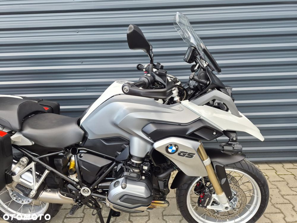 BMW R - 19