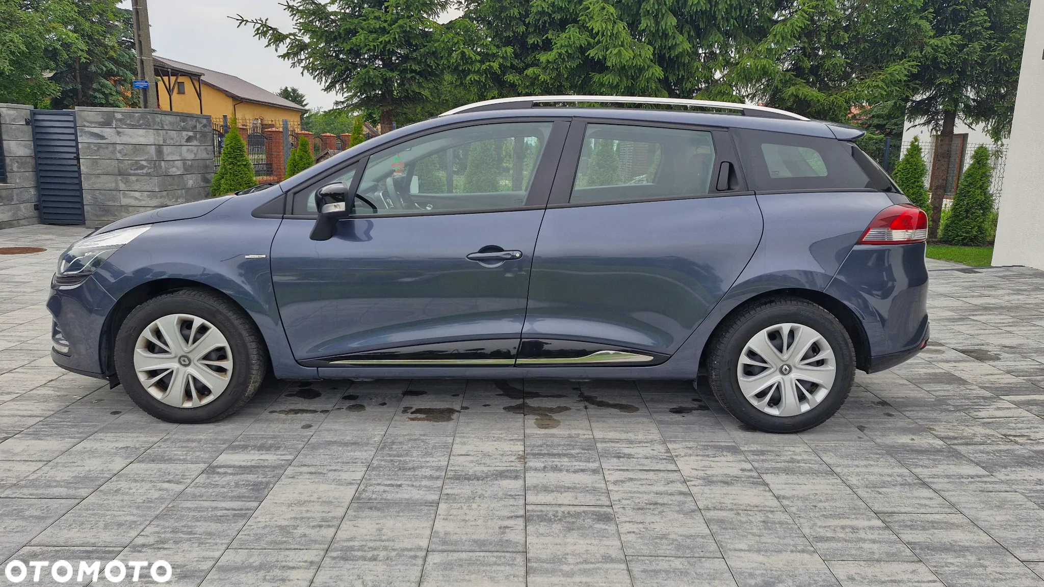 Renault Clio 1.2 16V Life Euro6 - 4
