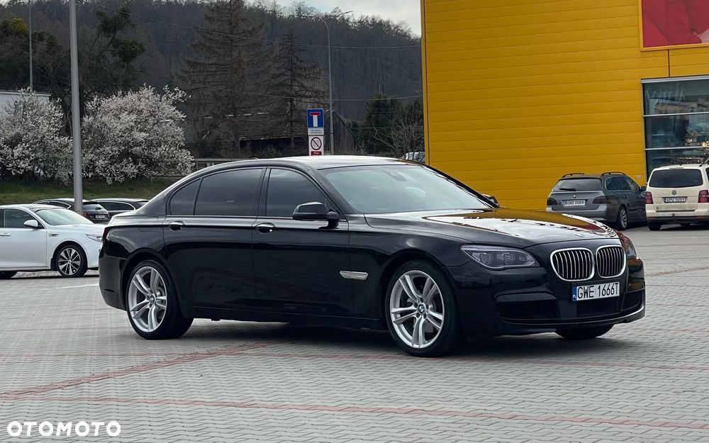 BMW Seria 7 740Li - 5
